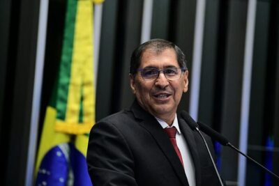 Treta!!! Tácio Lorran Suplente de Eliziane Gama aluga carro da própria assessora. Veja valor