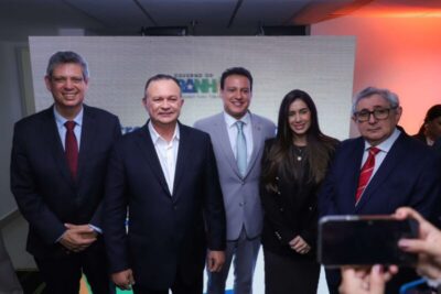 Brandão e Camarão participam juntos de agenda em Brasília