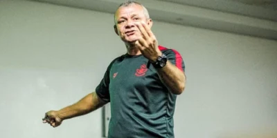 Técnico do Moto Club é preso antes de partida com o Imperatriz