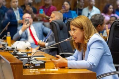 Iracema é declarada reeleita presidente da Alema por critério que deve ser questionado no STF