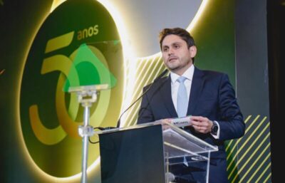 Em artigo, ministro Juscelino Filho destaca importância da economia digital