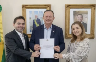 Ricardo Rios deixa secretaria e retorna à Assembleia