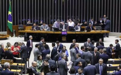 Câmara faz recesso informal para que deputados se concentrem em negociações eleitorais
