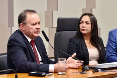 Carlos Brandão apresenta demandas do Maranhão à bancada em Brasília