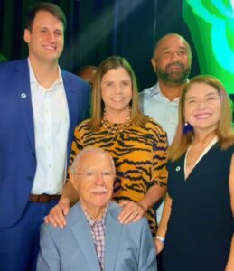 Assista! Roseana Sarney agradece irmãos Brandão e convida Iracema Vale para se filiar ao MDB