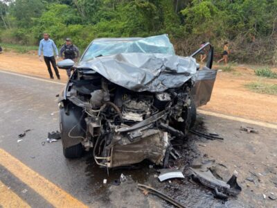 Grave acidente deixa dois mortos e três feridos na BR-222