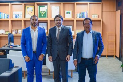 Em Brasília prefeito Raimundinho garante recursos para construção de casa populares pelo ‘Minha Casa Minha Vida’ e Internet banda larga para escolas de Presidente Dutra