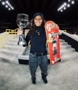 Maranhense Rayssa Leal brilha no Japão e conquista 11º título na Liga Mundial de Skate