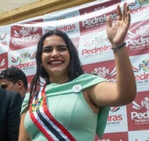 Eita! Salário da prefeita de Pedreiras será de R$ 25 mil em 2025