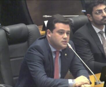 Vídeo: Deputado Leandro Bello defende pagamento das emendas impositivas