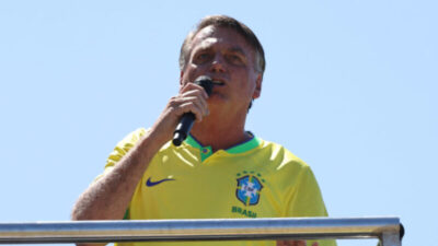 Um sistema carcomido!!! “NY Times” faz análise sombria do futuro do Brasil, diz Bolsonaro