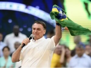Eis aí os motivos!!! Paraná Pesquisas: Se eleição fosse hoje, Bolsonaro ganharia no 1º e no 2º turno contra Lula