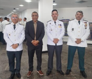 Coronel Heron representa Eudes Barros em solenidade de formatura da PMMA