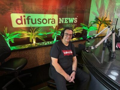 Ícone do rádio, Stênio Kavasaki estreia Momentos de Amor na Difusora News FM, dia 2 de dezembro, do meio-dia às 14h