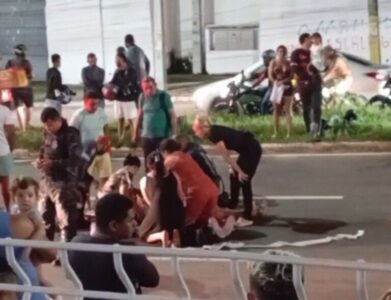 Vídeo: Mãe de tenente da PM morre atropelada ao sair de pizzaria em São Luís