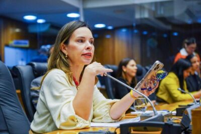 Dra. Vivianne reforça convite para amplo debate que acontece nesta quarta-feira em celebração ao Dia da Mulher na Alema