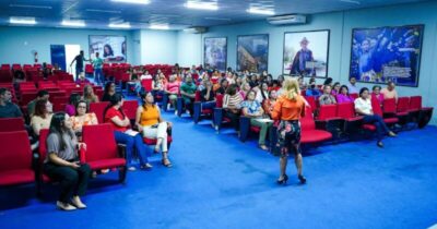 Secretaria de Educação realiza formação para aprimorar gestão escolar
