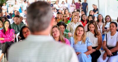 Prefeito Rafael Brito participa de café da manhã em homenagem ao Dia do Assistente Social