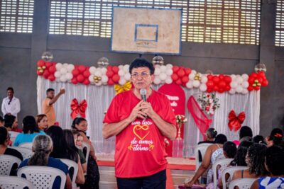 Chiquinho FC anuncia pacote de obras em Cajazeiras durante comemoração do Dia das Mães