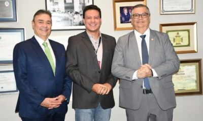 Camarão prestigia base petista e participa de evento ao lado de Dino