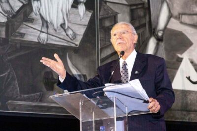 Sarney recebe homenagem do Senado nesta terça (18)