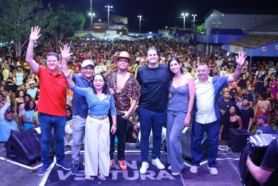 Orleans Brandão prestigia festa de 107 anos do bairro Liberdade