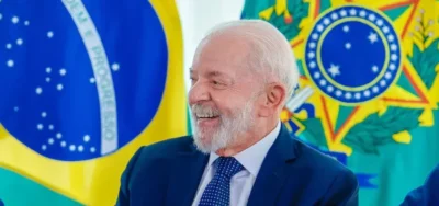 Com Lula, Brasil volta a ser um país de classe média. O segredo foi fazer o oposto do que a imprensa queria
