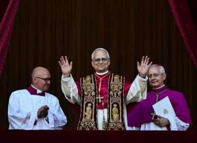 Robert Francis Prevost é o novo papa e escolhe o nome Leão XIV