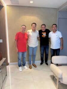 Prefeito Sebastião Costa recebe visita de vice-governador Felipe Camarão