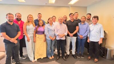 Dr. Julinho anuncia Francimar como candidata do seu grupo à presidência da Câmara