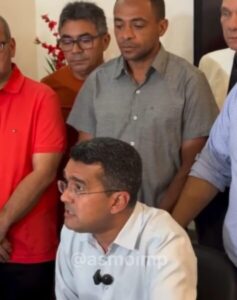 Lahesio alfineta Braide; diz que ele não é de direita; mas pede que Prefeitura de São Luís aporte na sua pré-candidatura