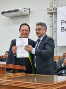 Rigo Teles é empossado prefeito de Barra do Corda