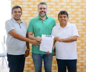 Adriano assume comando de Federação e reafirma permanência da mesma na base do governo Brandão