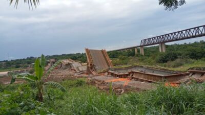 Vídeo mostra implosão da estrutura que sobrou de ponte que desabou entre o Tocantins e o Maranhão