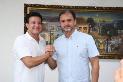 ‘Parceria além da política’, diz Júlio Filho sobre encontro com Felipe Camarão