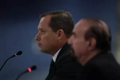 Em depoimento no Supremo, Mauro Cid confirma que Jair Bolsonaro leu minuta de golpe e fez alterações