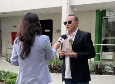 Escritor e jornalista de Viana lança seu mais novo livro amanhã em São Luis