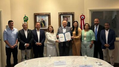 Prefeito Nivaldo Araújo reúne-se com governador para discutir Plano Diretor da Região Metropolitana de São Luís