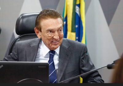 Edison Lobão faz revelações políticas em livro
