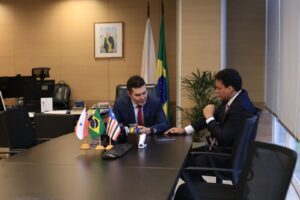 Felipe Camarão busca destravar obras e processos da educação em municípios maranhenses durante agenda em Brasília