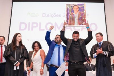 WENDELL MARTINS É DIPLOMADO. O SONHO DA COMUNIDADE SE REALIZA.