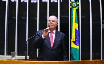 Hildo Rocha na luta pela aposentadoria dos agentes comunitários de saúde e de endemias