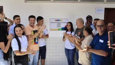 Felipe Camarão entrega escola totalmente revitalizada no município de São Pedro dos Crentes