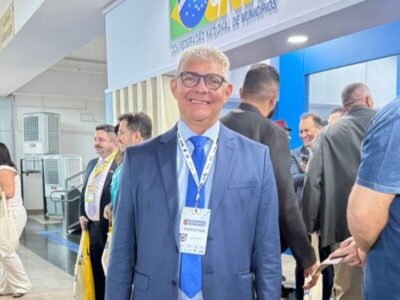 Prefeito Zé Martins participa da abertura do Encontro de Novos Prefeitos e Prefeitas em Brasília