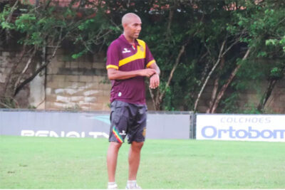 Arlindo Maracanã é o novo treinador do Sampaio