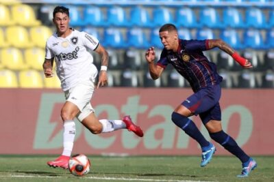 Madureira surpreende, vence e tira Botafogo do G4 da Taça Guanabara