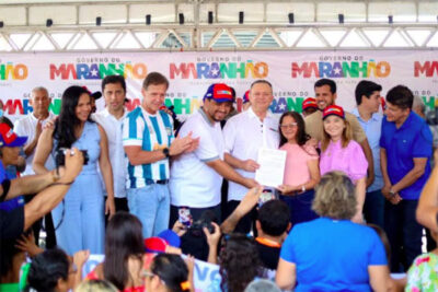 Brandão entrega obras no aniversário de 87 anos de Barreirinhas