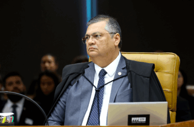 PF quer Dino na investigação sobre desvio de emendas