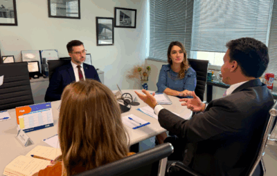 Camarão debate com AGU desbloqueio de seguro defeso de 2015
