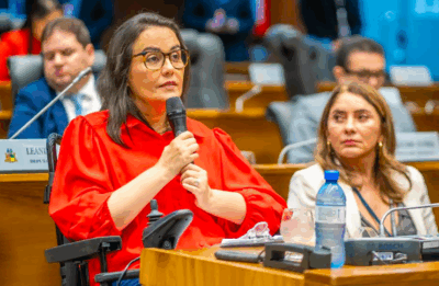 Andreia Rezende parabeniza governador pelo “Cartão Travessia”